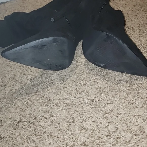 Knee high suede boots - Picture 4 of 9